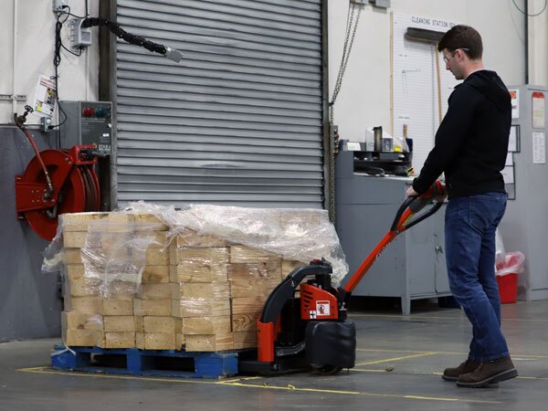 1-1-1-Forklift_Reach-trucks_Mod-6_A